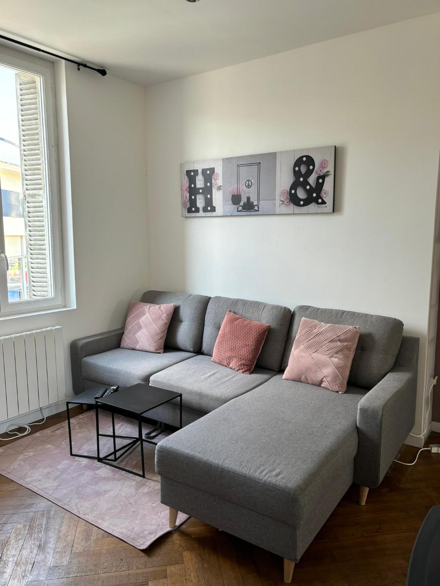 Ferienwohnung Pink Cosy Louviers Exterior foto